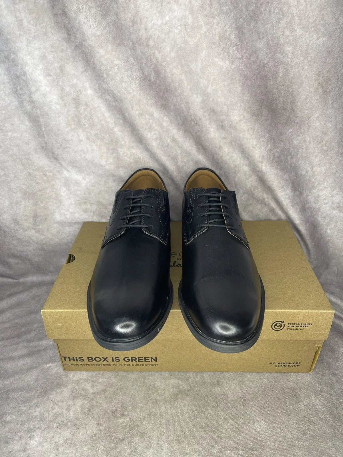 Clarks Men's Whiddon Plain Toe Oxford Black Dress shoe