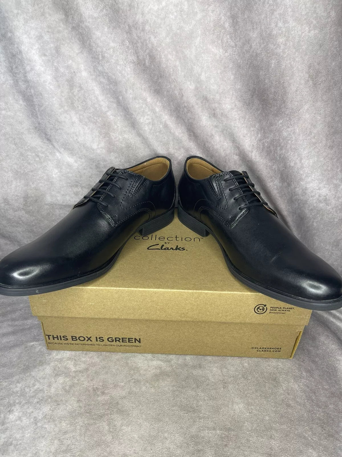 Clarks Men's Whiddon Plain Toe Oxford Black Dress shoe
