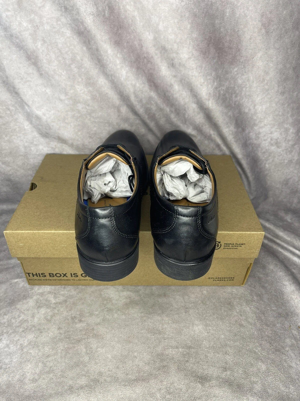 Clarks Men's Whiddon Plain Toe Oxford Black Dress shoe