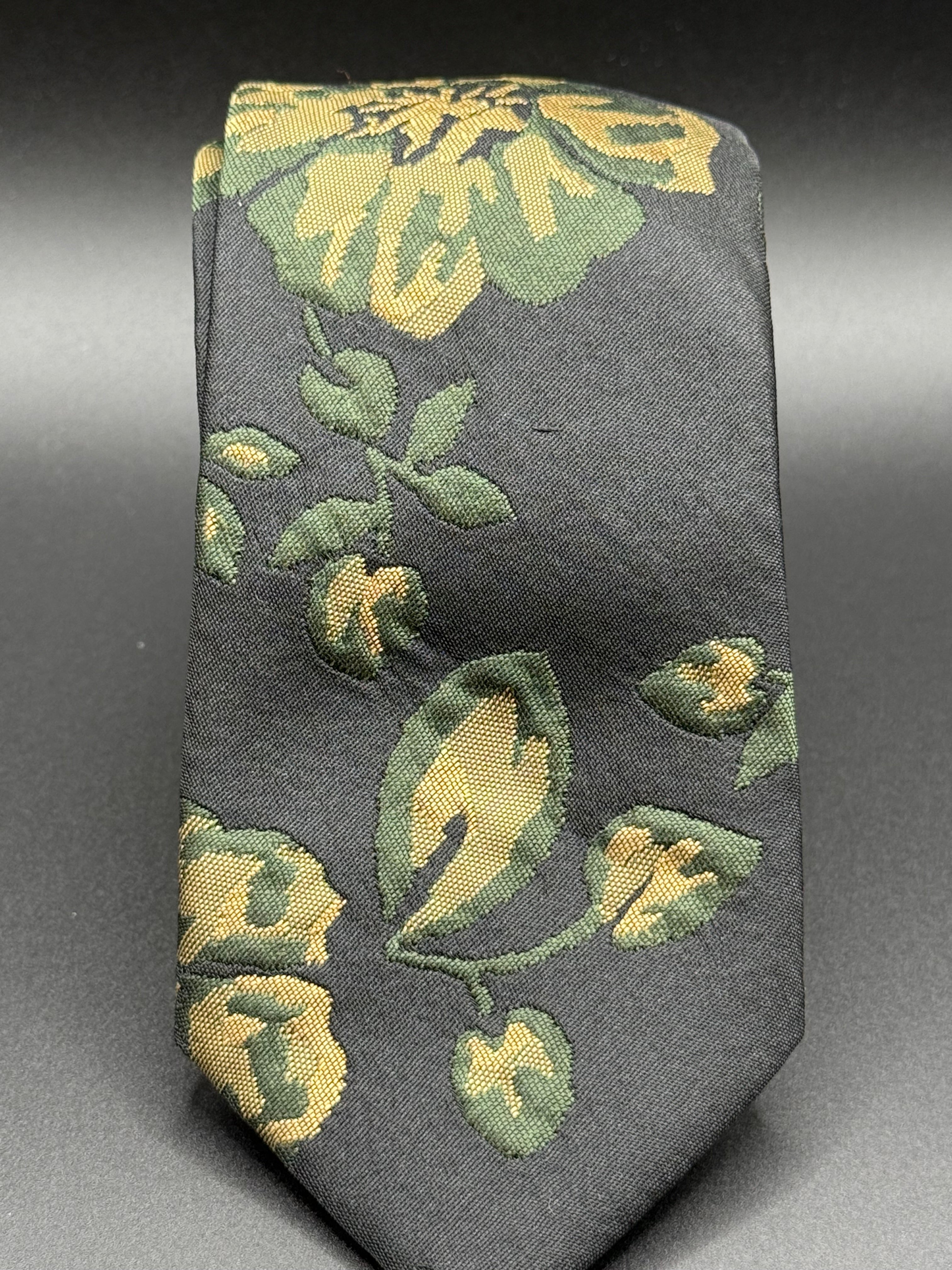 The Olive Bloom Floral Necktie