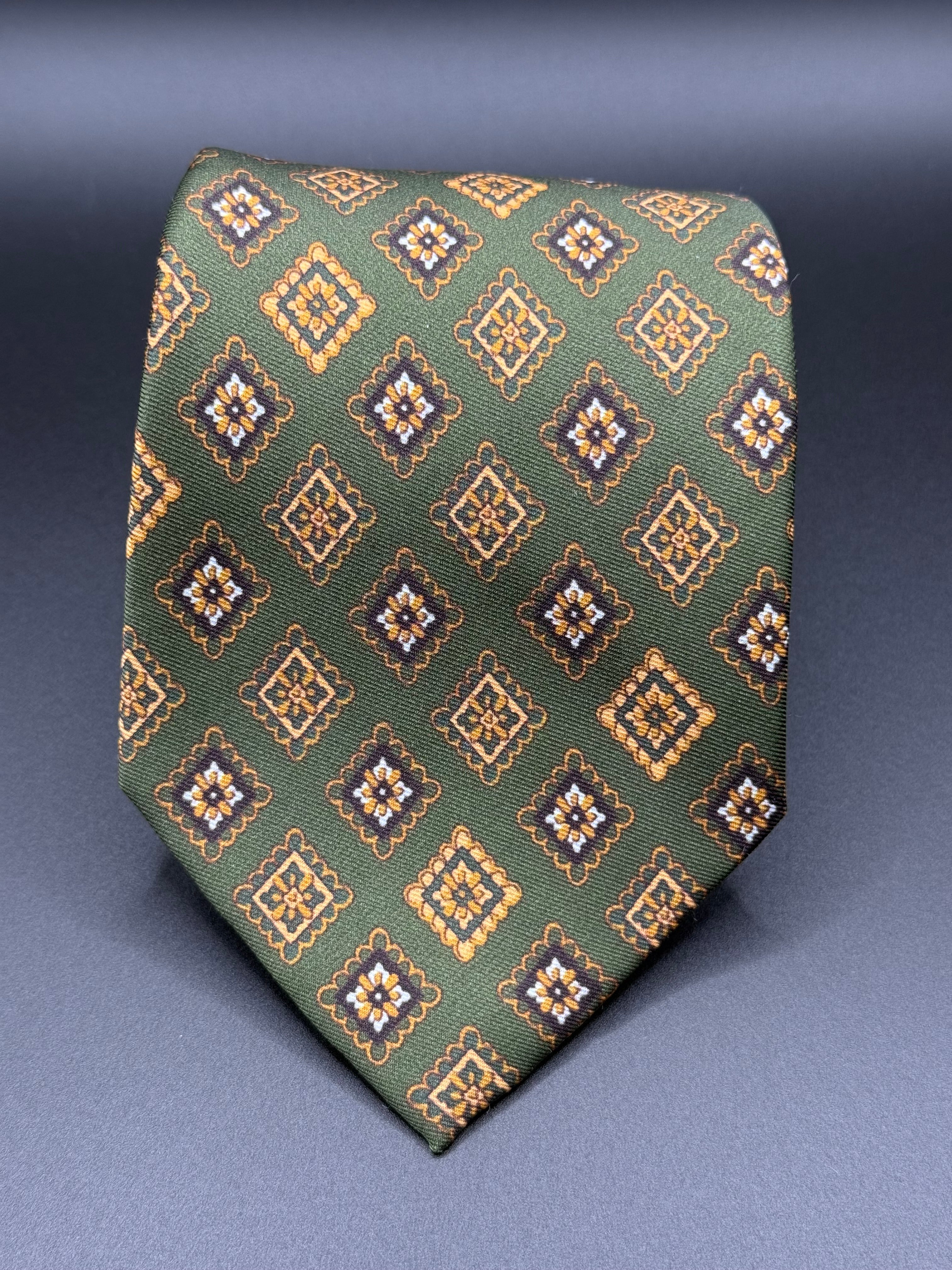 The Emerald Crest Necktie