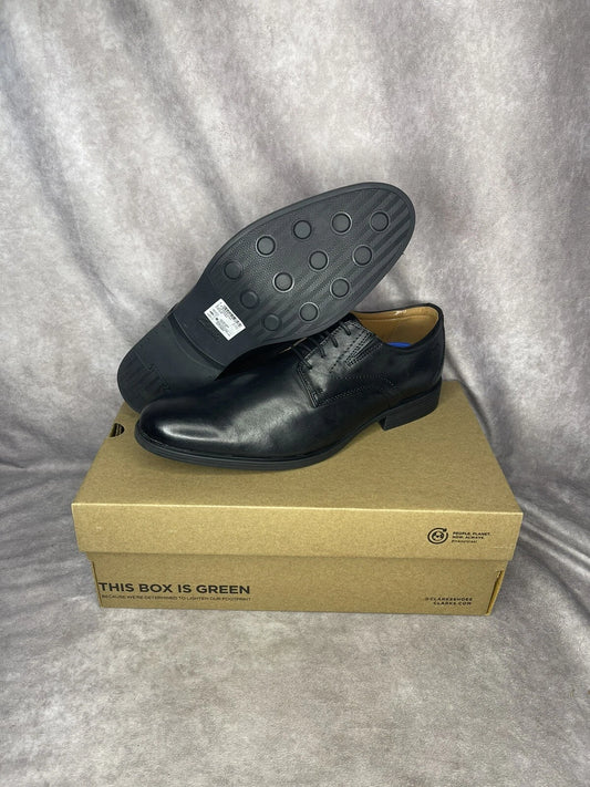 Clarks Men's Whiddon Plain Toe Oxford Black Dress shoe