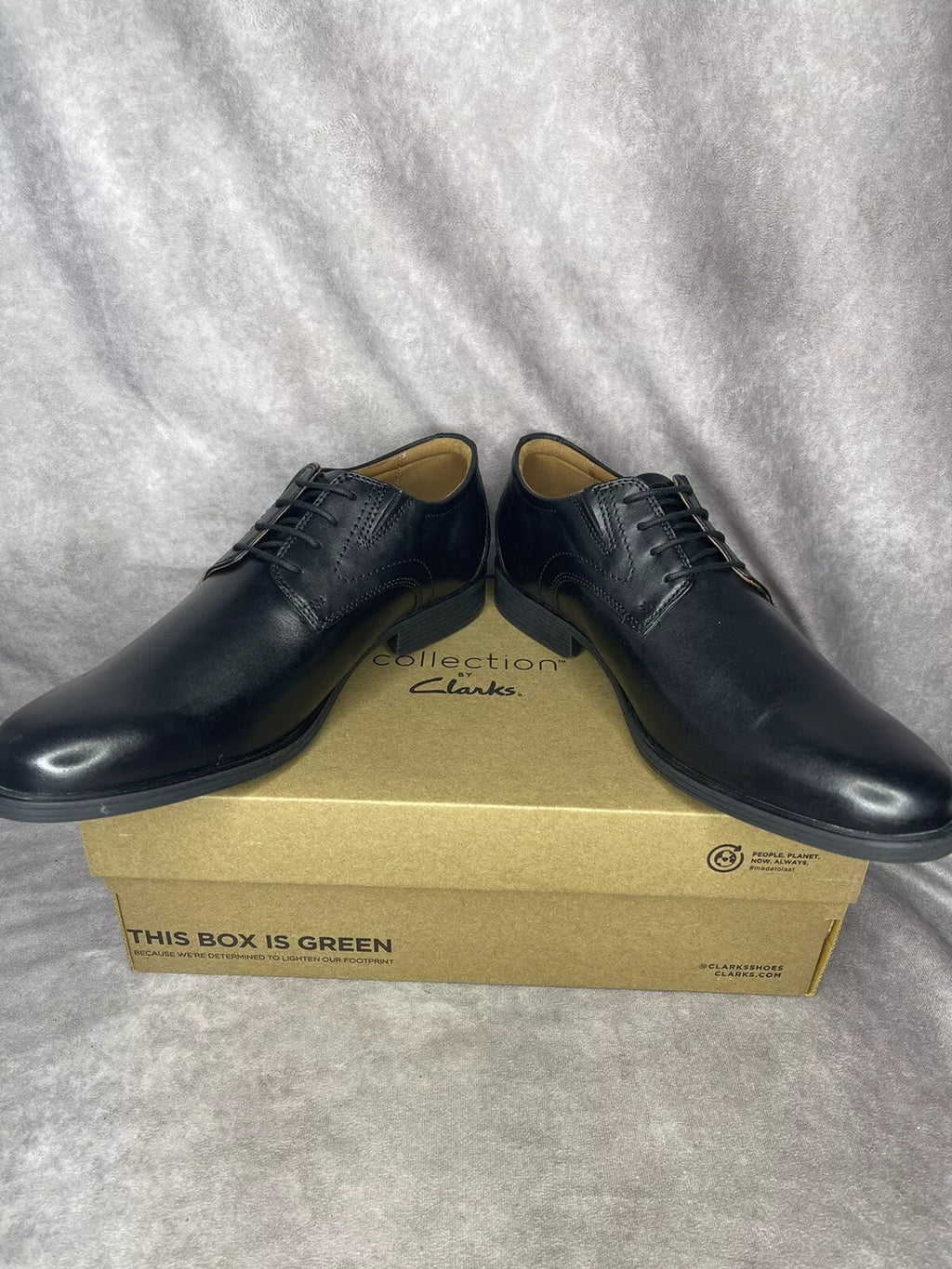 Clarks Men's Whiddon Plain Toe Oxford Black Dress shoe